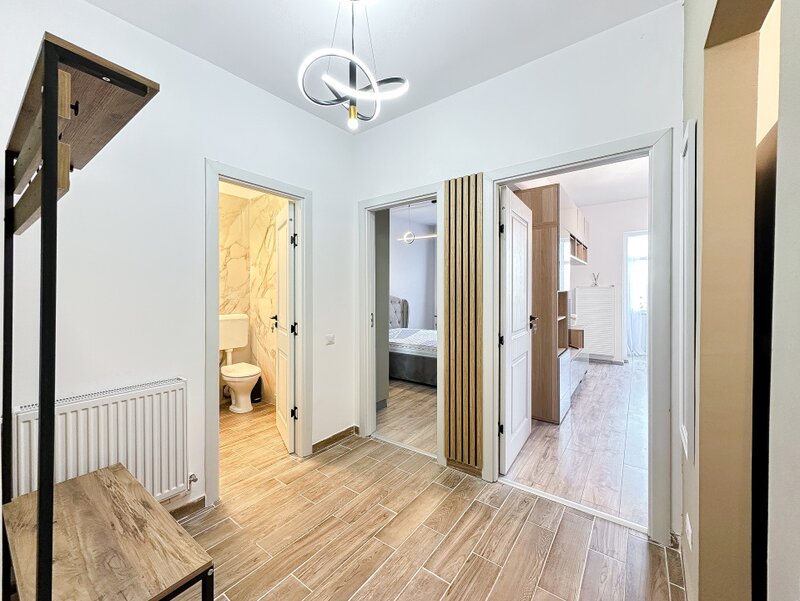 Bucurestii Noi, 2 cam. Pod Constanta, 5 min metrou Jiului. Renovat integral + centrala proprie!